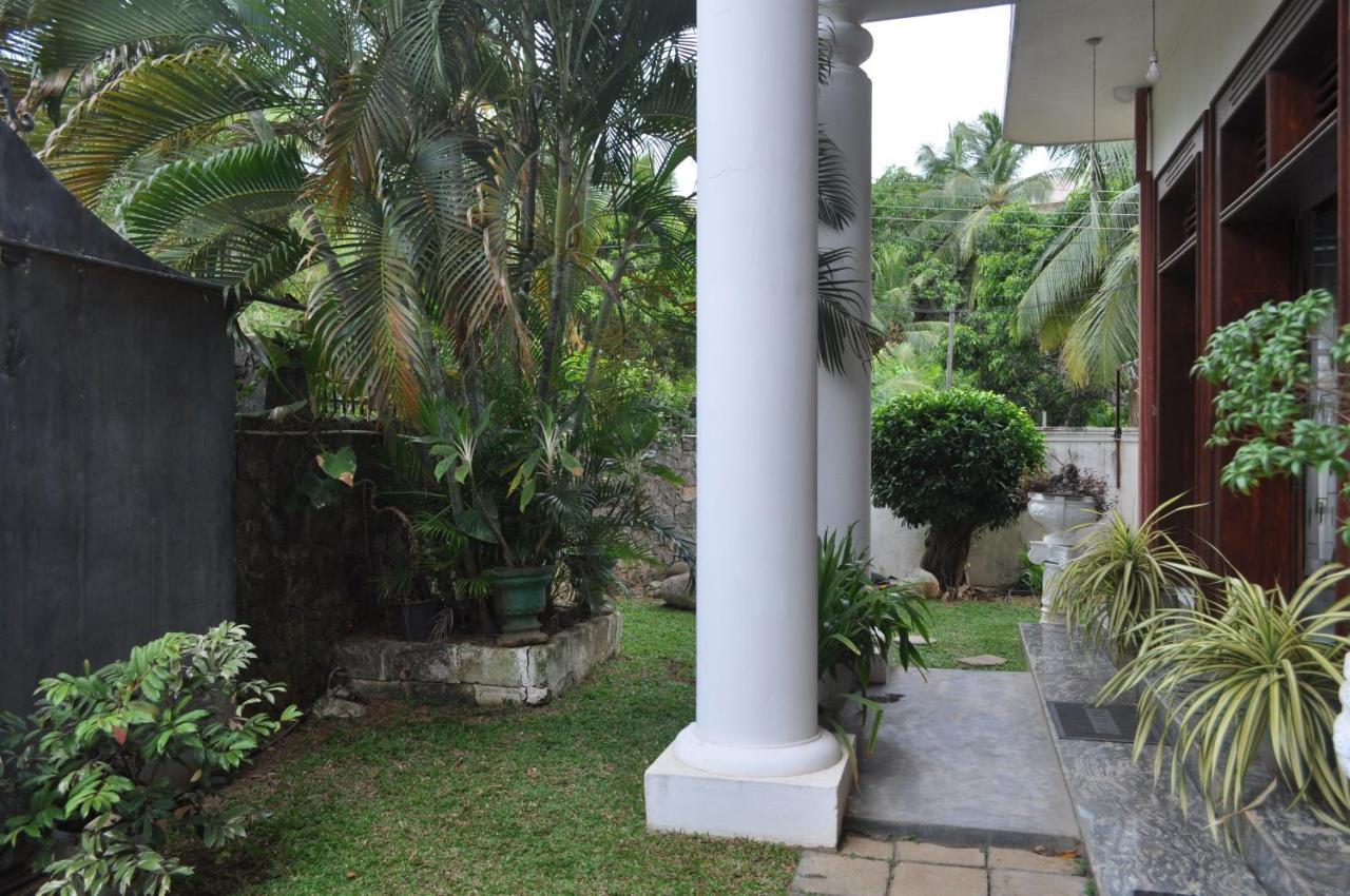 Why Not Palace Anuradhapura Exteriör bild